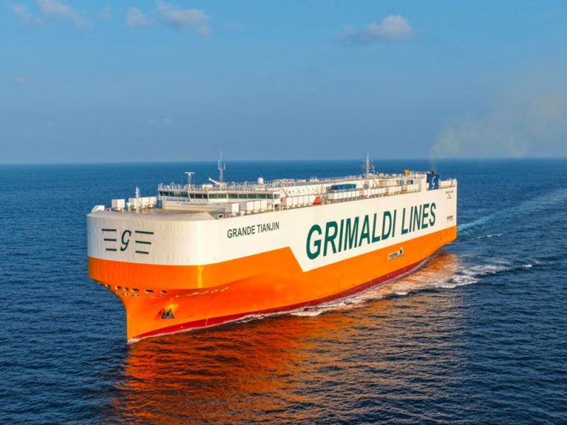 Grande-Tianjin-nave-portaveicoli-flotta-Grimaldi