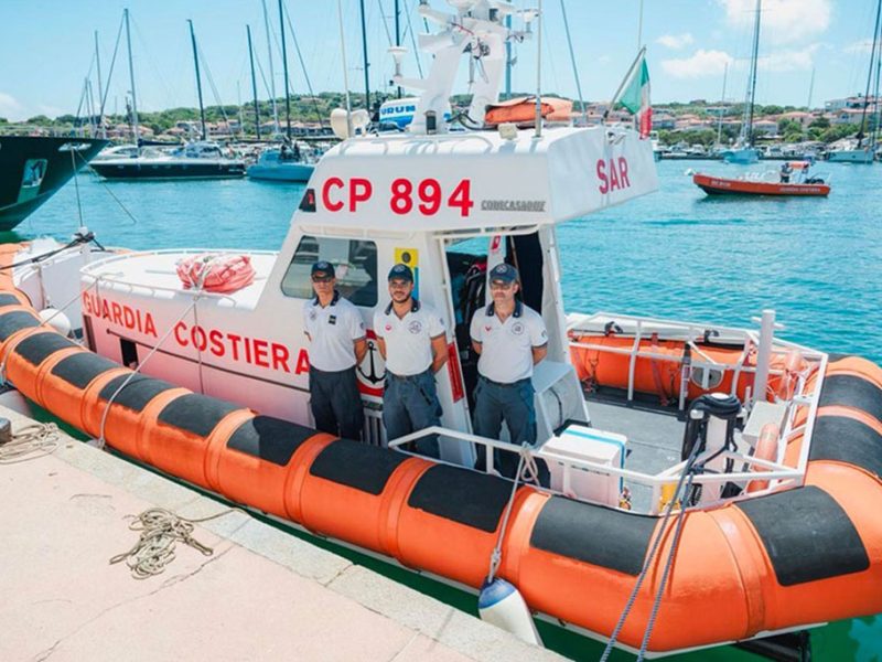 Guardia-Costiera,-uno-degli-equipaggi-che-vigileranno-sulla-nostra-estate-ark1