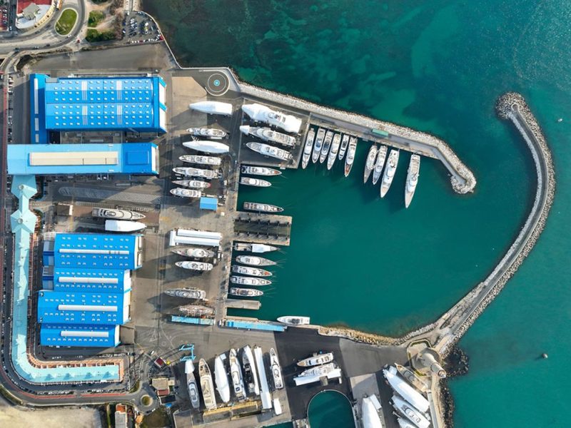 Il-cantiere-di-Livorno-com1