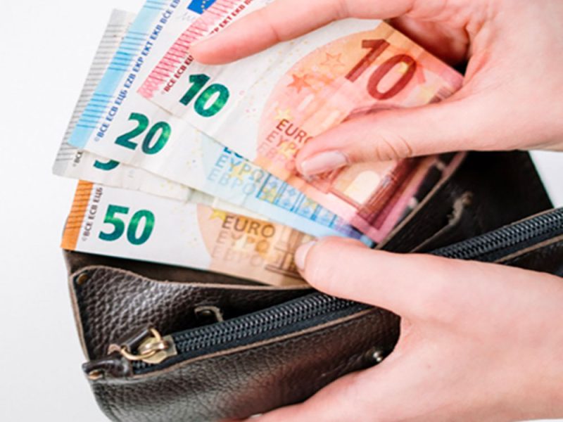 Il-dossier-Acli-analizza-l’andamento-dei-redditi-dei-lavoratori-dipendenti-negli-ultimi-cinque-anni-1gr1pe