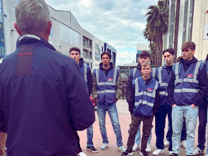 Isyl-presenta-il-corso-di-tecnico-della-logistica-com1
