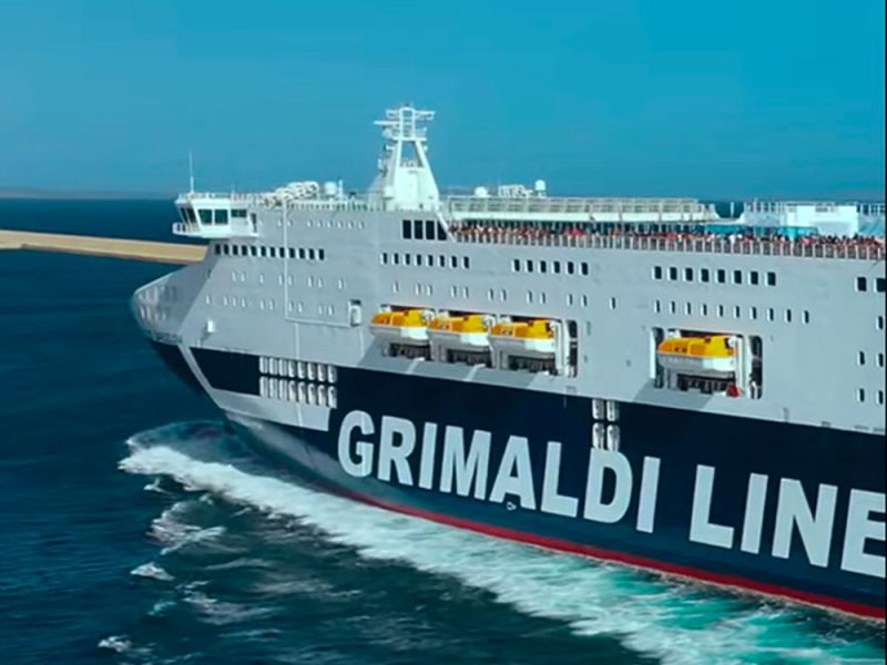 La-nave-Cruise-Barcelona-di-Grimaldi-Lines