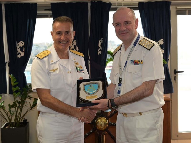 L’incontro-della-delegazione-della-Guardia-Costiera-italiana-con-i-colleghi-della-Hellenic-Coast-Guard-com1