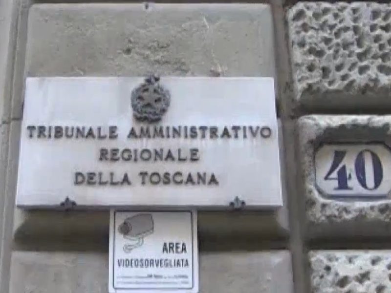 L’ingresso della sede del Tar della Toscana 1svw1