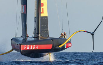 Luna-Rossa-prua