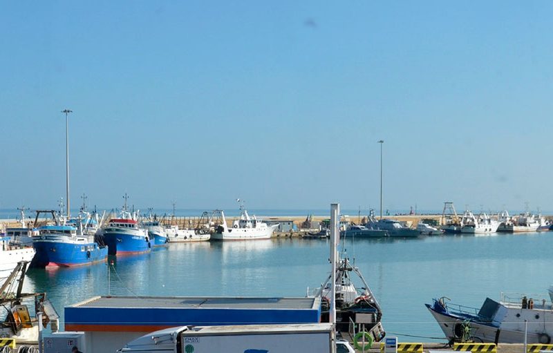 Porto-di-San-Benedetto-del-Tronto—l’illuminazione-pubblica