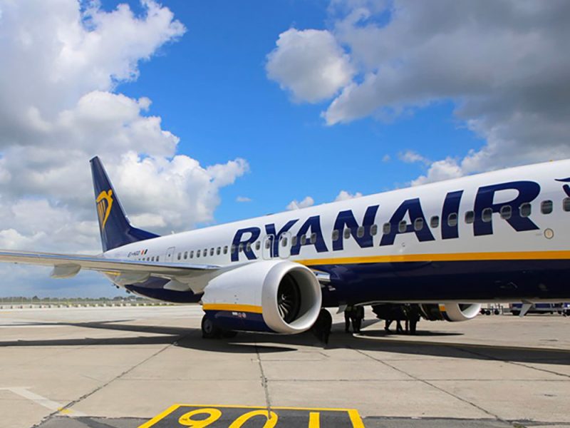 RYANAIR-COM1
