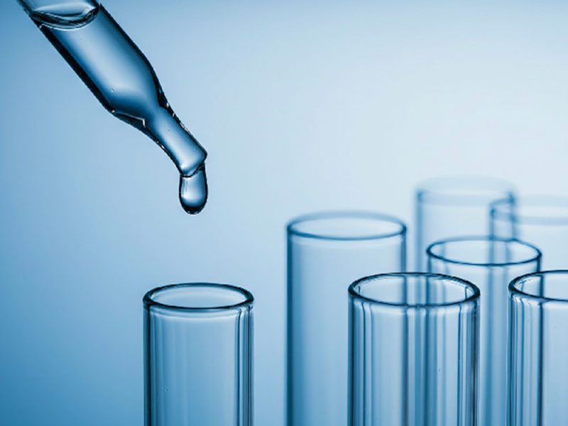 analisi-in-un-laboratorio