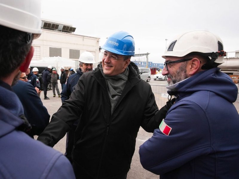 commissario-Ue-Tzitzikostas-in-visita-a-Fincantieri-di-Monfalcone