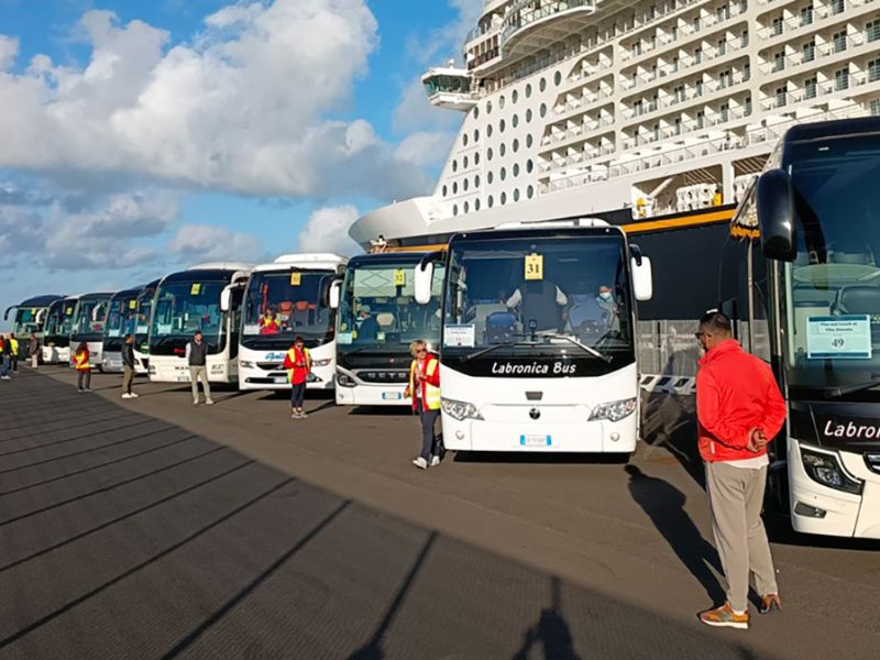 crociera-Disney-Dream-nel-porto-di-Livorno-com4