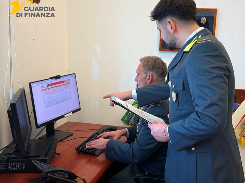 guardia-di-finanza-al-lavoro-com1