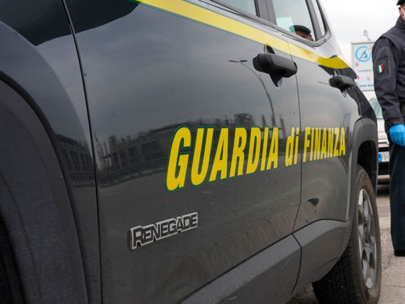 guardia-finanza-fiancata