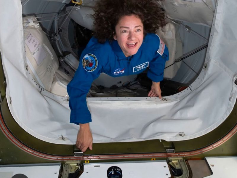 l-astronauta-americana-Jessica-Meir-a-bordo-della-stazione-spaziale-internazionale-insg1