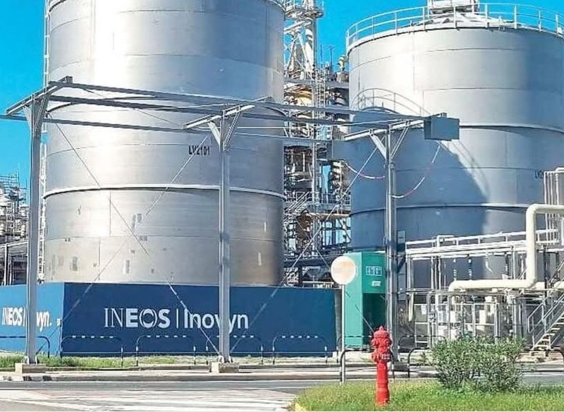 l’interno dello stabilimento Ineos Inovyn a Rosignano