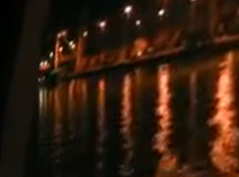 notte-darsentoscanalivornoyy