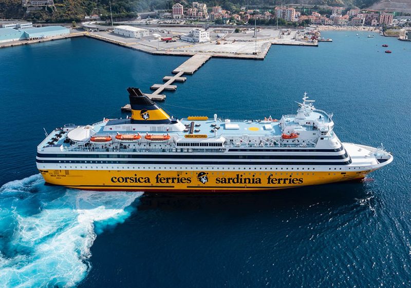 uno-dei-traghetti-della-flotta-Corsica-Sardinia-ferries-com1